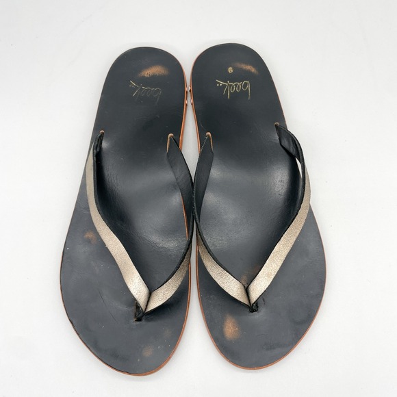 beek Shoes - Beek Seabird Leather Flip Flop Sandals Womens 9 Black Metallic Gold Thong Flats